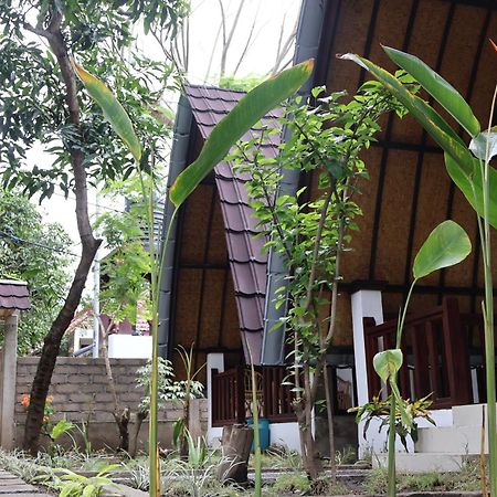 Rumah Gemala 吉利阿尔 外观 照片